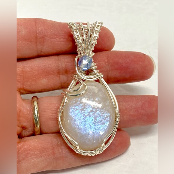 HANDCRAFTED MOONSTONE Hand Wrapped Statement Pendant, Artisan Handmade Jewelry - Picture 5 of 10